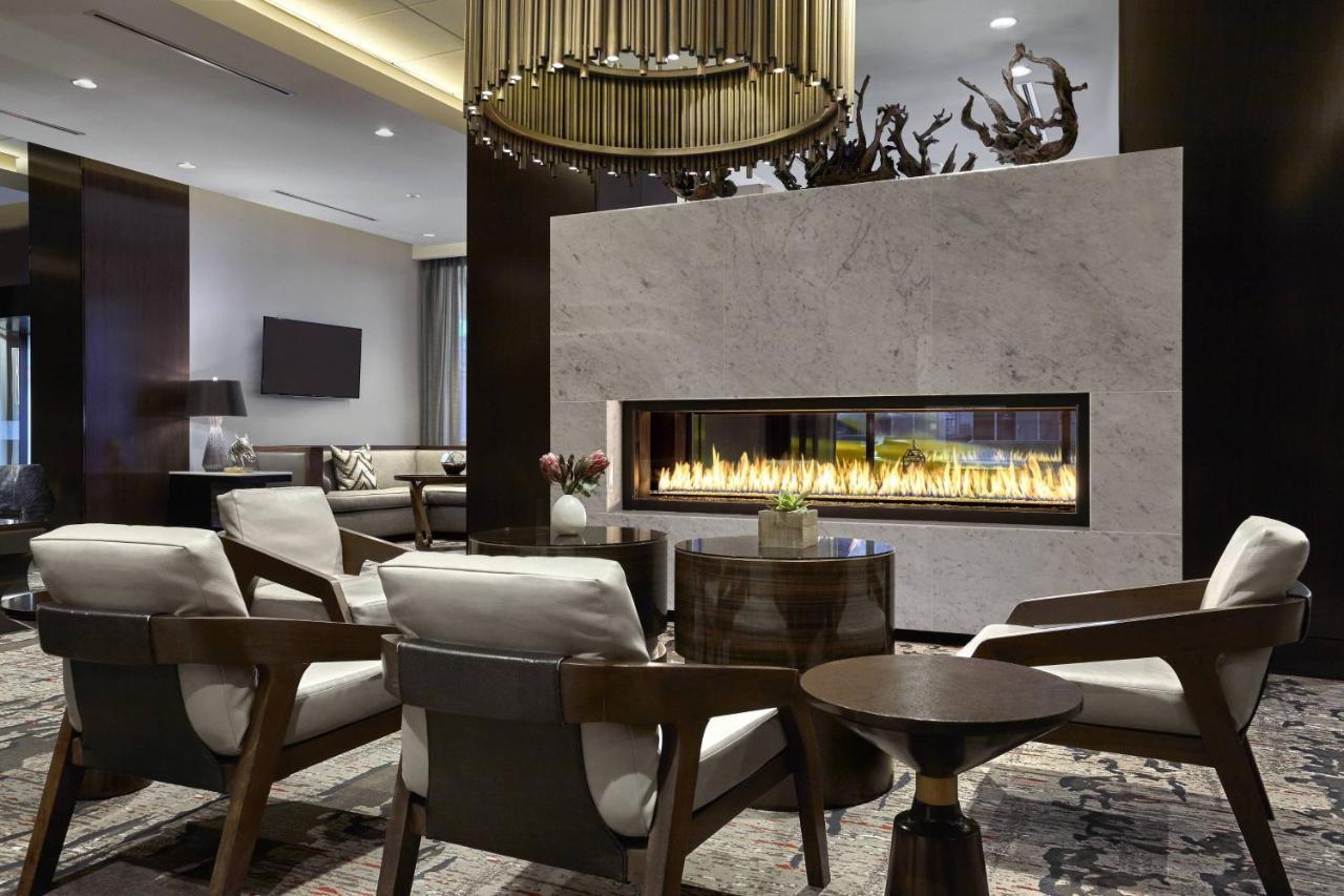 Calgary Marriott Downtown Hotel Eksteriør billede