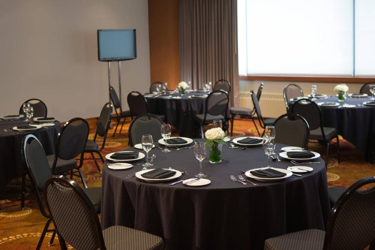 Calgary Marriott Downtown Hotel Eksteriør billede
