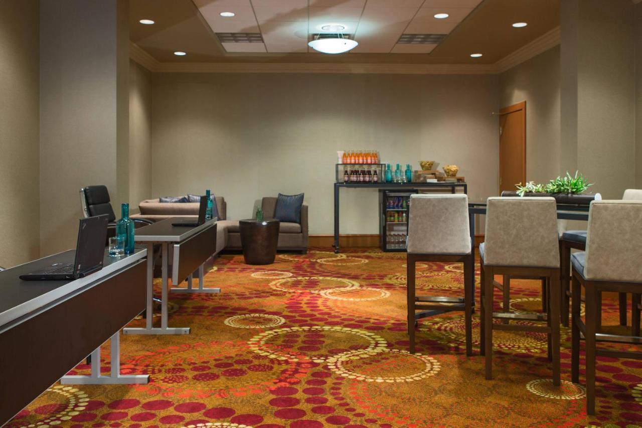 Calgary Marriott Downtown Hotel Eksteriør billede