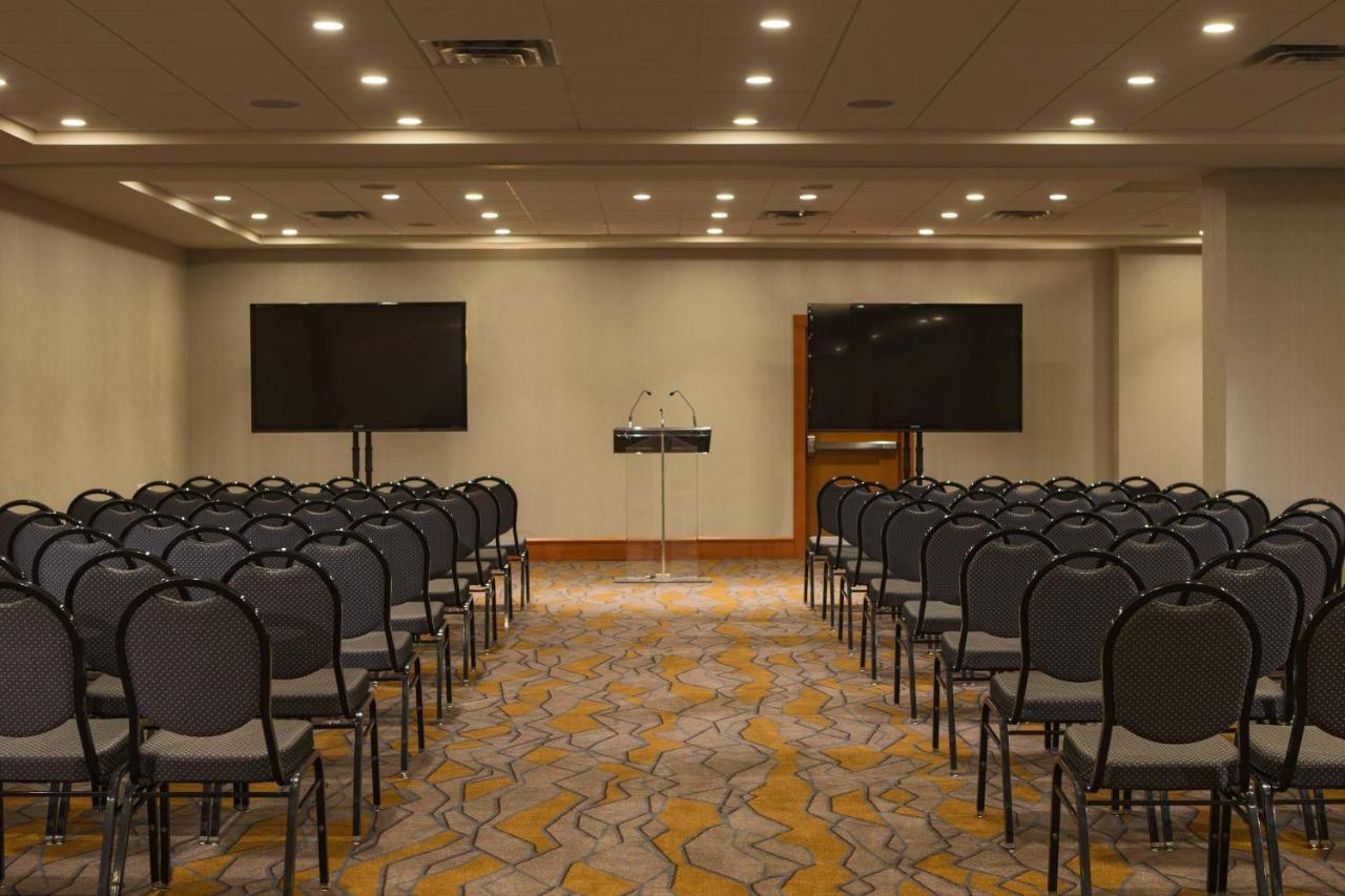 Calgary Marriott Downtown Hotel Eksteriør billede