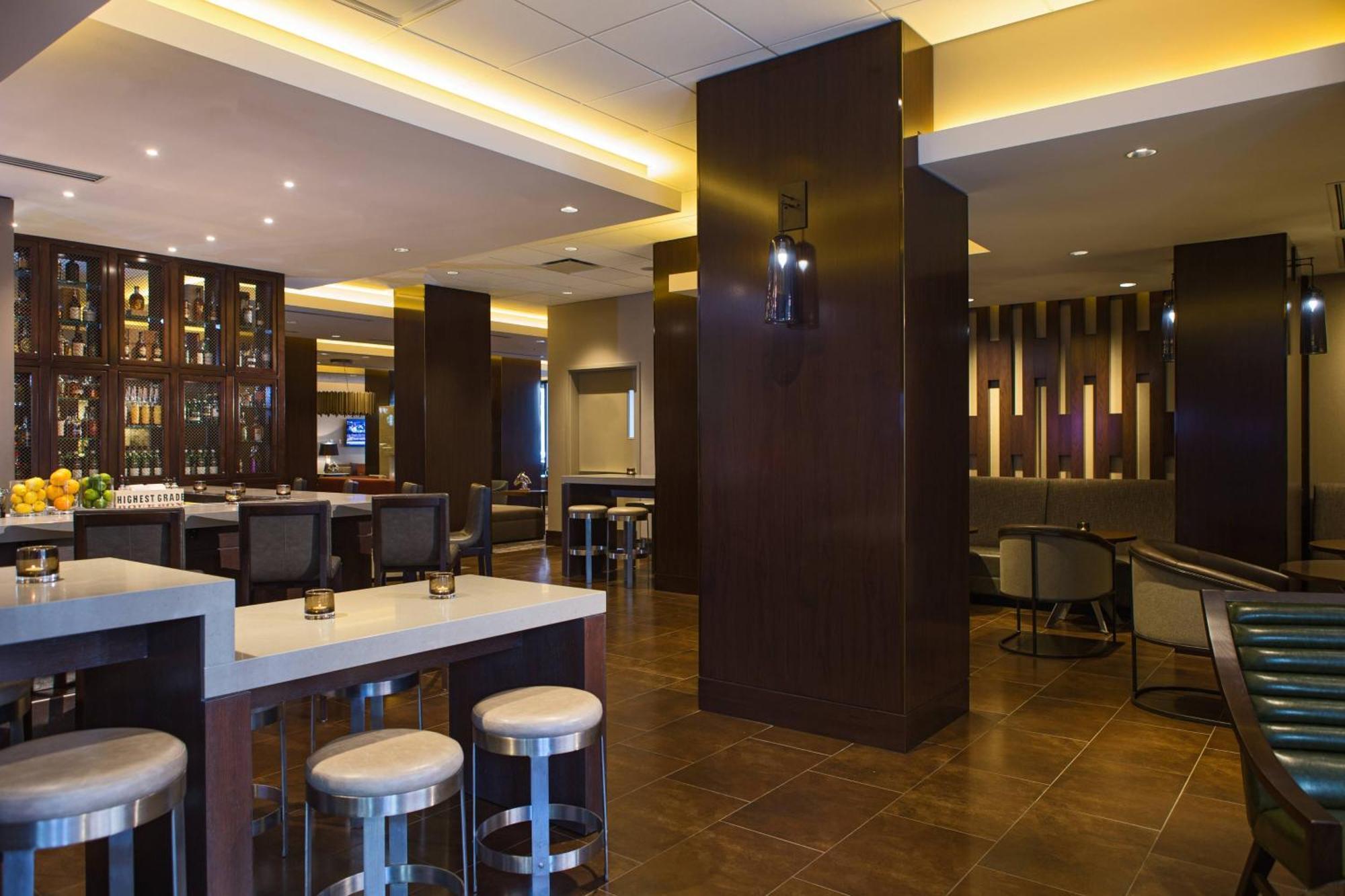 Calgary Marriott Downtown Hotel Eksteriør billede
